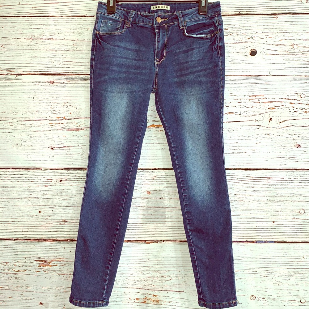 Encore Skinny Faded Jeans Medium Wash Size 9